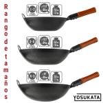 Small Yosukata Sartén Wok de Acero al Carbono Negro de 34cm + Tapa de Madera de 34cm para Woks de Acero al Carbono y Hierro Fundido